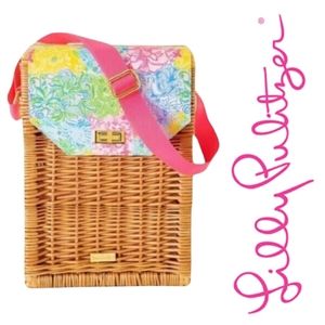 Lilly Pulitzer Cheek To Cheek Wicker Wine Caddy NWOT